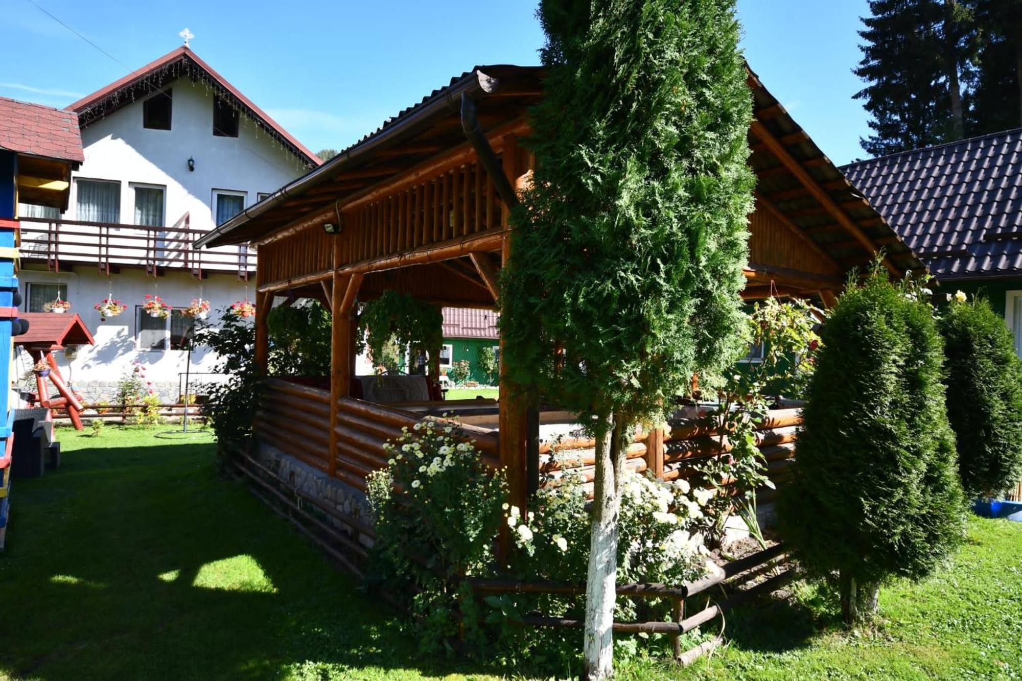 Casa Stefanut Hotel Moeciu De Sus Exterior photo